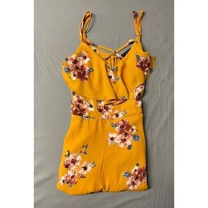 NWOT Trixxi Womens Yellow Floral Dress Small